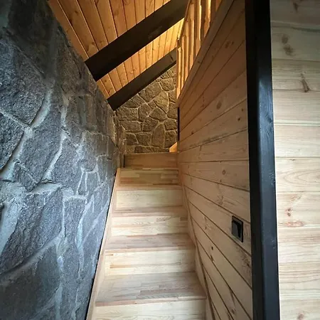 Vanak Stone Alpesi faház