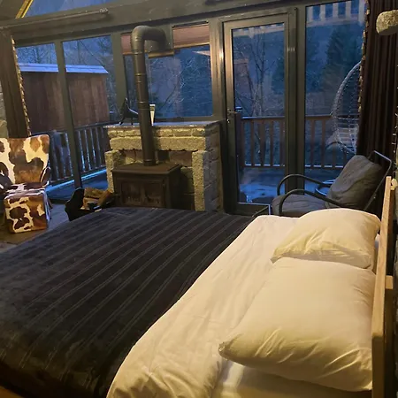 Chalet Vanak Stone *