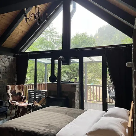 Chalet Vanak Stone *