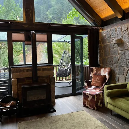 Chalet Vanak Stone