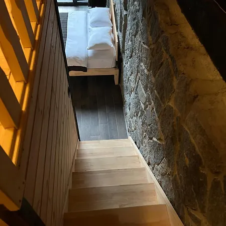 Chalet Vanak Stone *