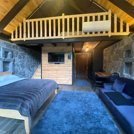 Chalet Vanak Stone
