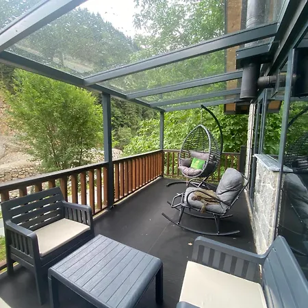 Chalet Vanak Stone